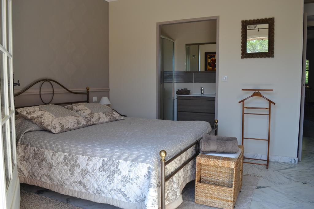 B&B La Palatine Frejus Exterior photo