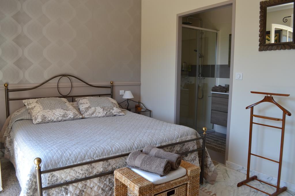 B&B La Palatine Frejus Exterior photo
